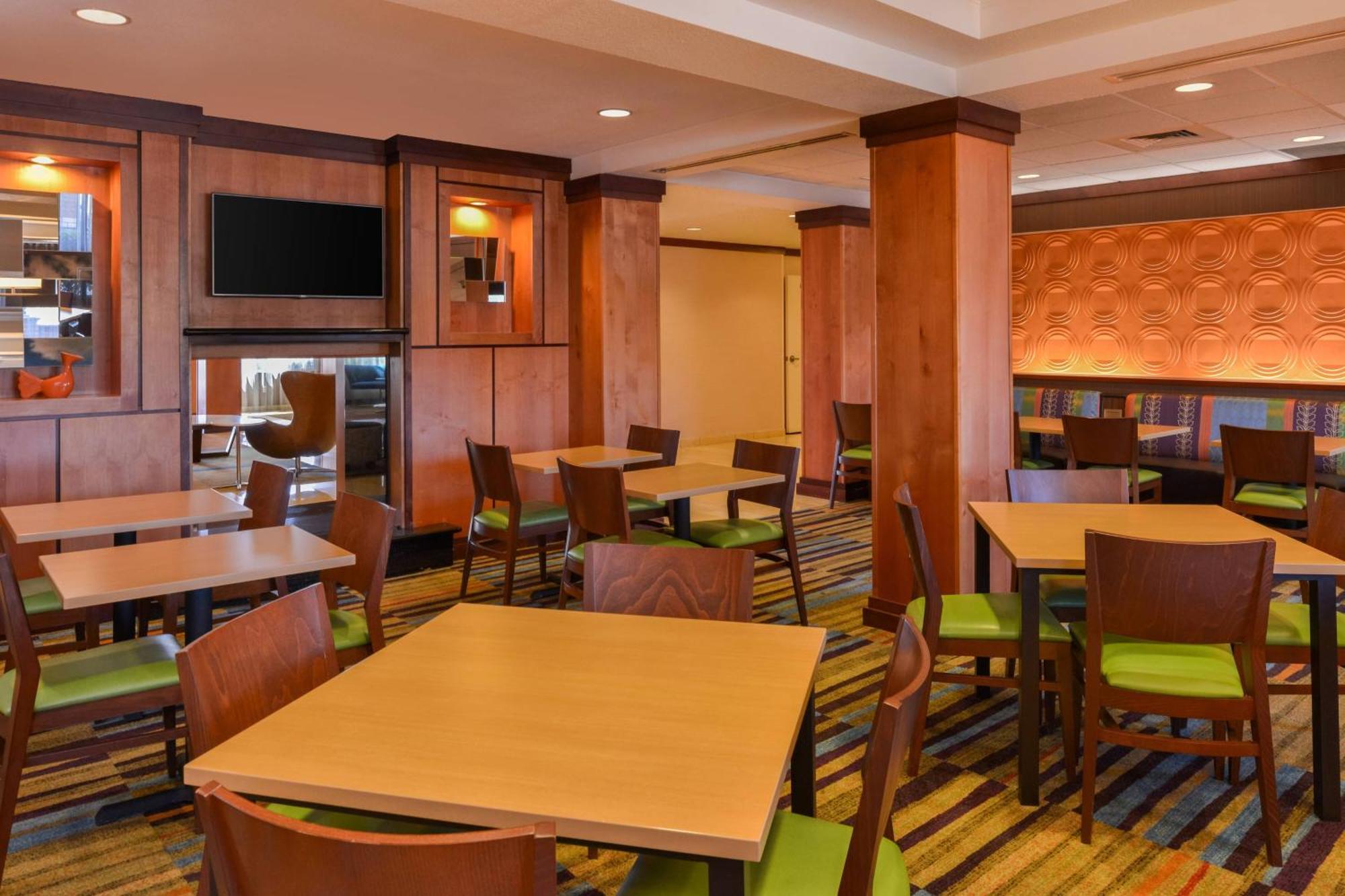 Fairfield Inn & Suites Santa Maria Экстерьер фото